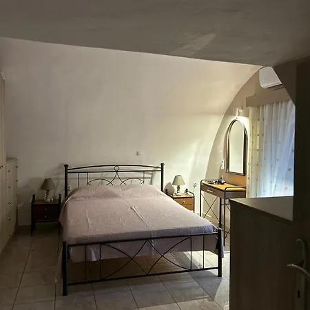 Апартаменты Matina's Cozy Close To Monemvasia *