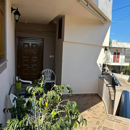 Matina's Cozy Close To Monemvasia Апартаменты *